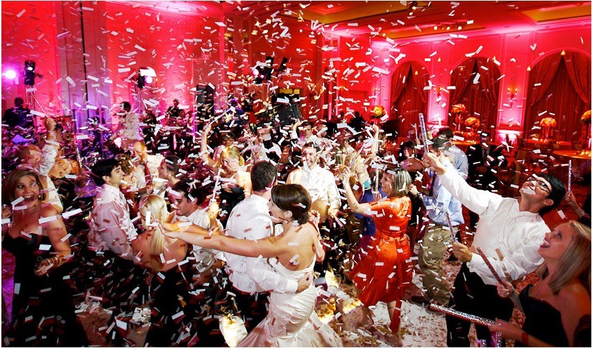 confetti-party-cannons-3-27923.1339220094.1280.1280.jpg